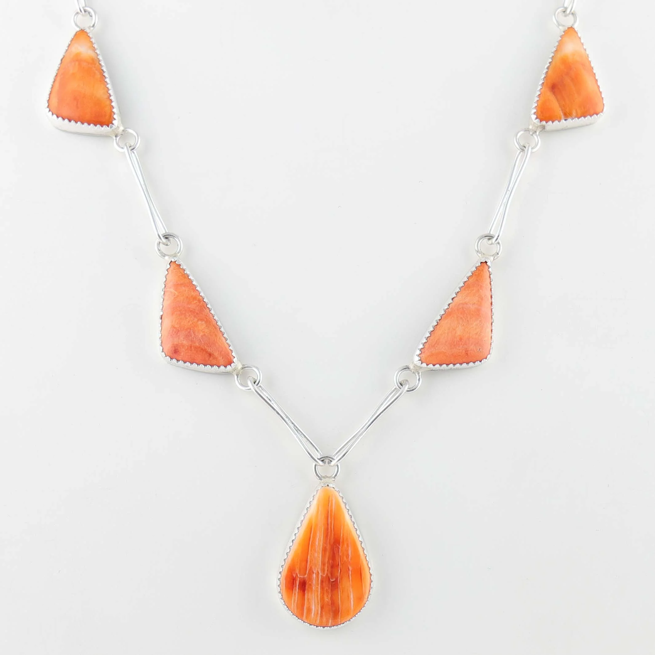 Spiny Oyster Shell Necklace - Image 2