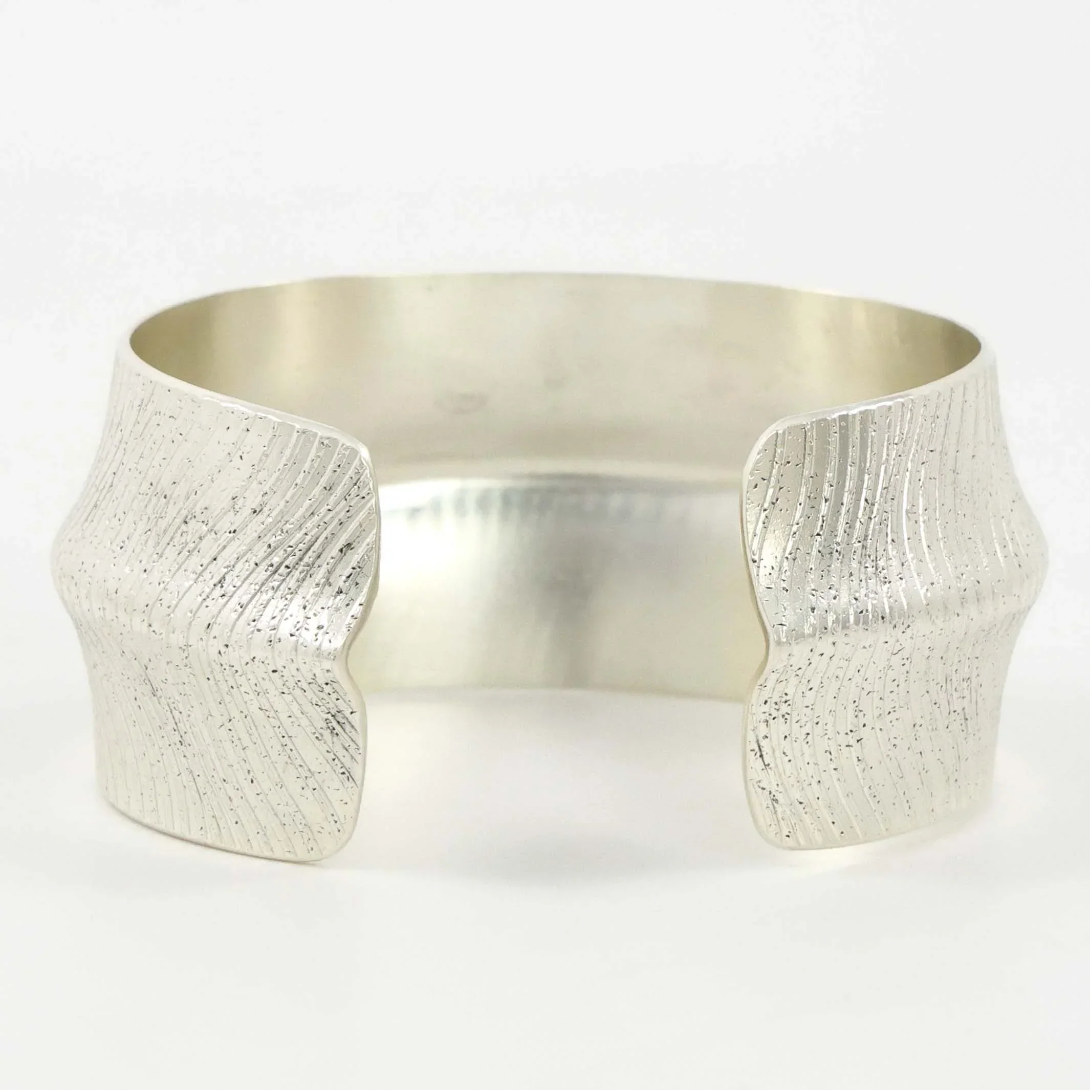 Textured Silver Cuff - Image 4
