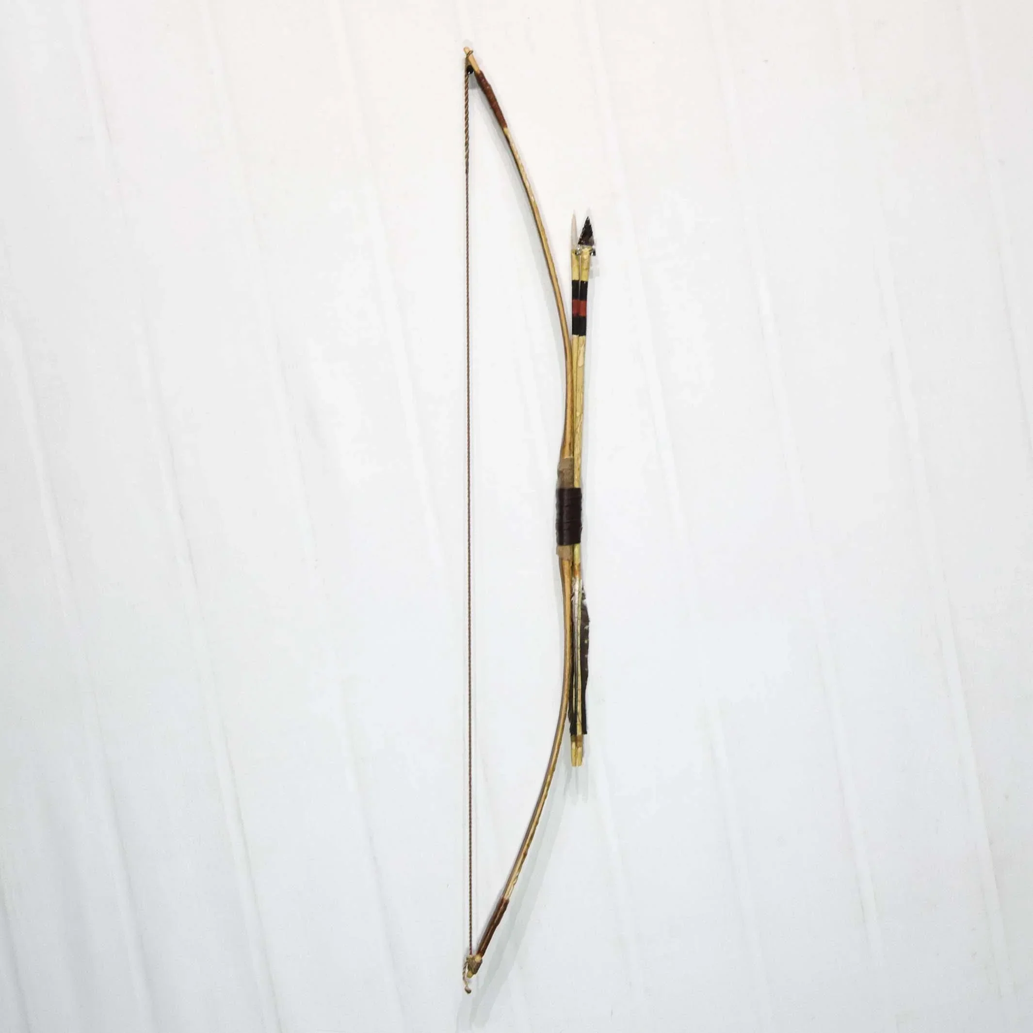 Traditional Bow and Arrow Set