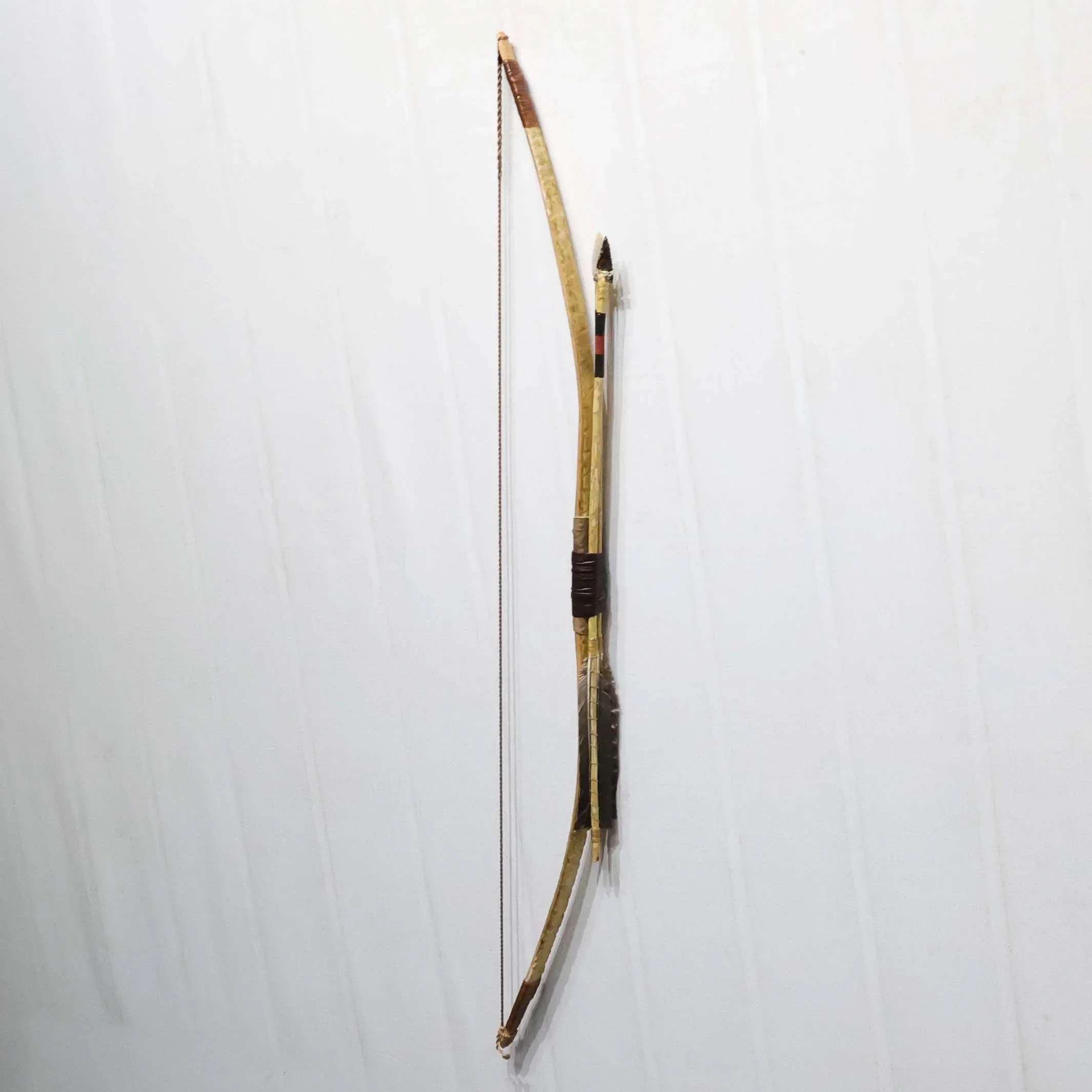 Traditional Bow and Arrow Set - Image 3