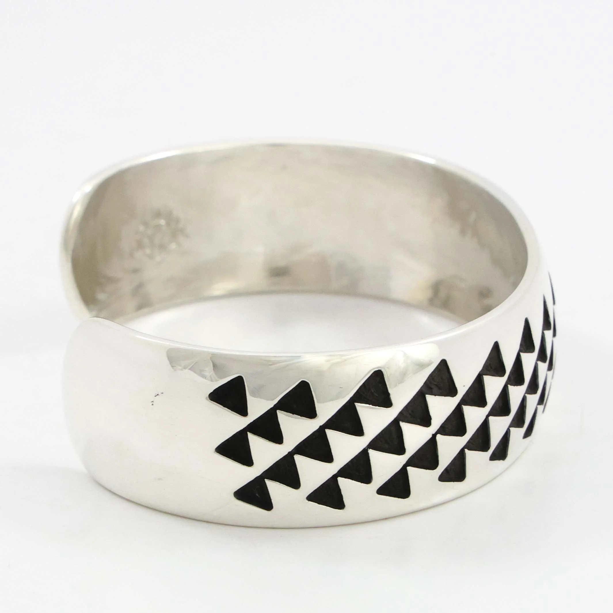 Trickling Water Cuff - Image 3