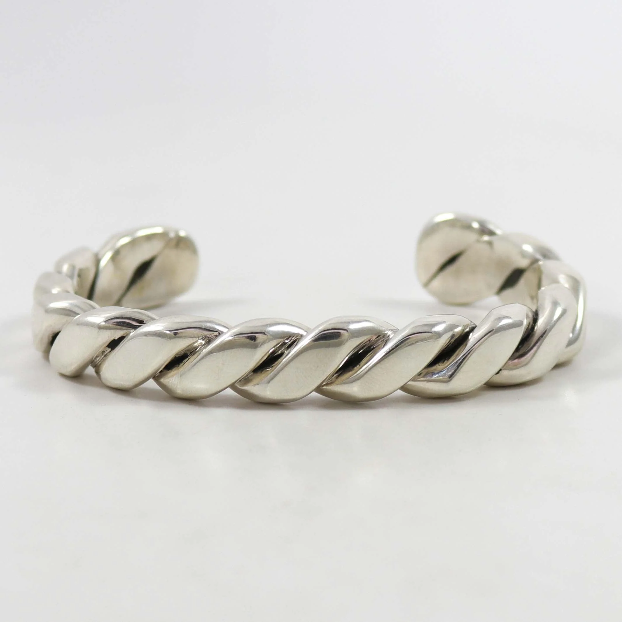 Twisted Wire Cuff - Image 2