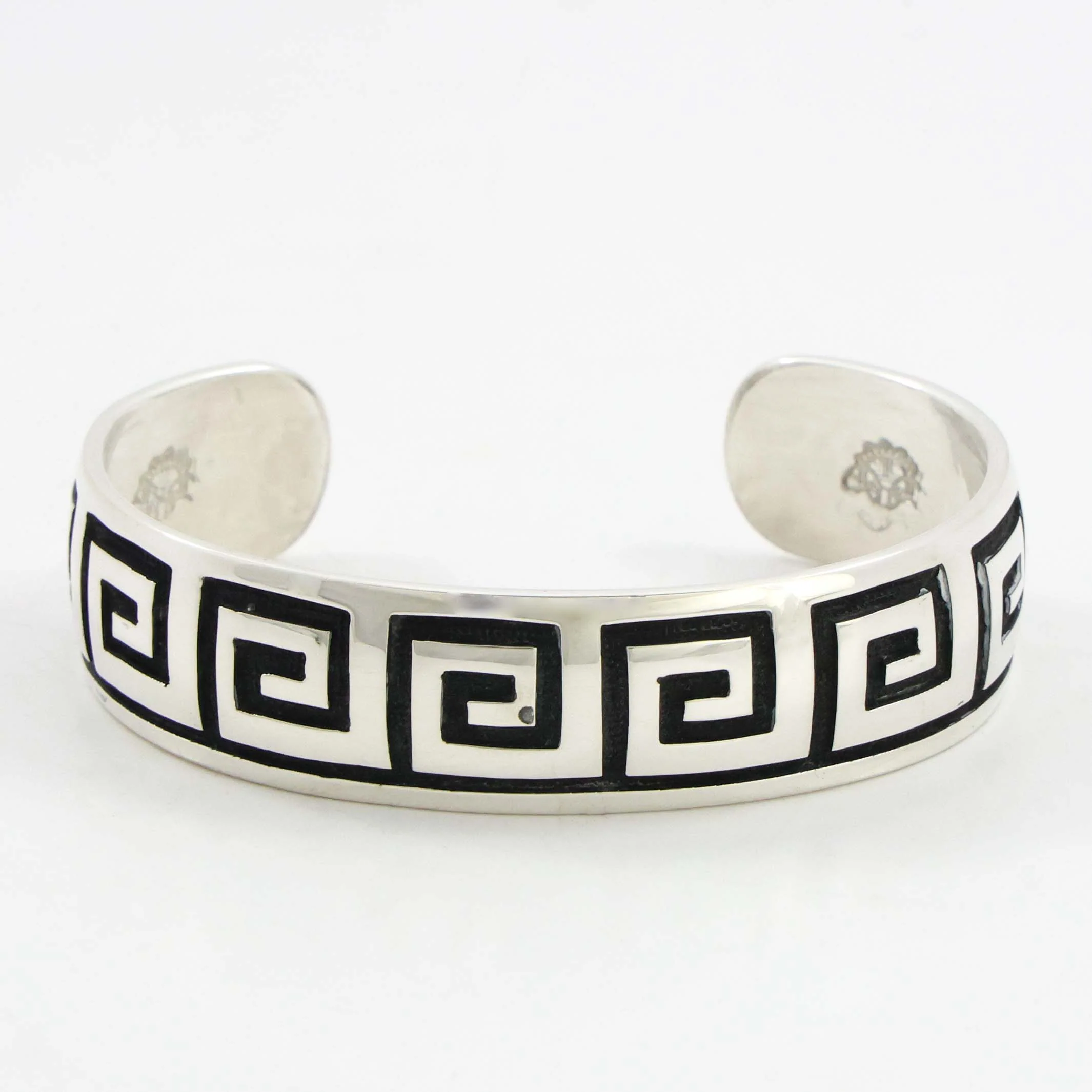 Water Wave Cuff